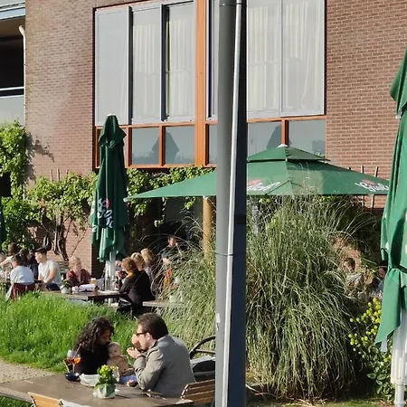 House Of Straw Affittacamere 3*