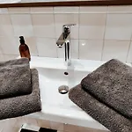 Affittacamere House Of Straw 3*