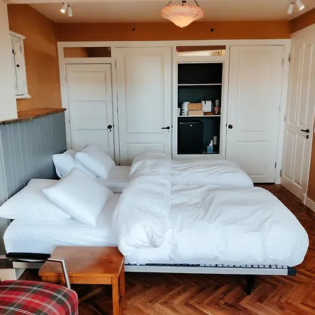 Vendégház House Of Straw Amszterdam